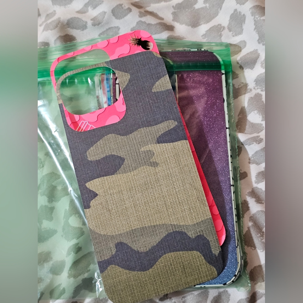 Iphone 14 pro max loopy and non loopy inserts